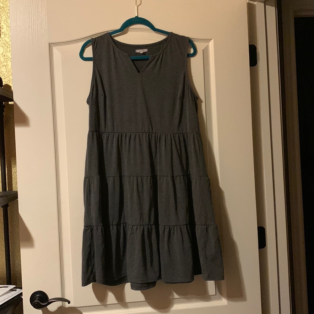 XL grey flowy dress